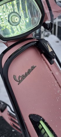 Vespa Sprint &ldquo;COTTON CANDY OPACO&rdquo;