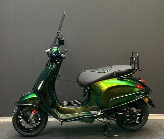 VESPA SPRINT SPECIAL CHAMELEON GALAXY GREEN (FULL OPTION) SNOR