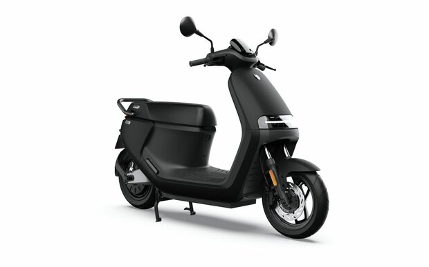 SEGWAY E125S BLACK EDITION ESCOOTER