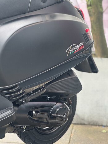 GTS Toscana Dynamic Bromscooter Carbon Black 