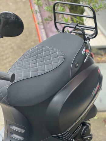 GTS Toscana Dynamic Bromscooter Carbon Black 