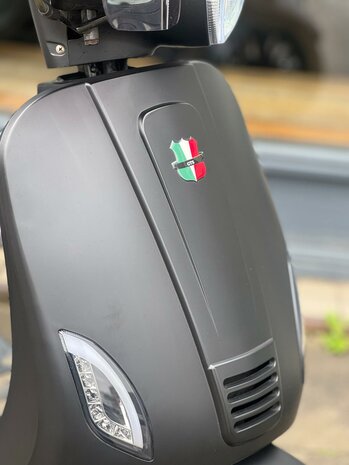GTS Toscana Dynamic Bromscooter Carbon Black 