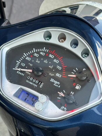 AGM Bromscooter VX50 - Glossy Dark Blue