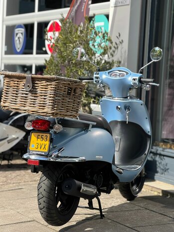 SYM Snorscooter Allo GT - Alfa Romeo Nuvola Mat Blue