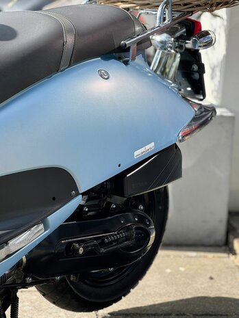 SYM Snorscooter Allo GT - Alfa Romeo Nuvola Mat Blue
