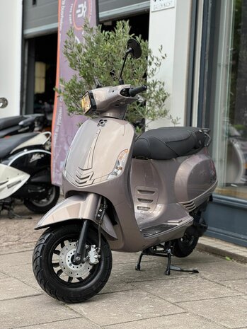 AGM Snorscooter VX50 S Glossy Champagne 