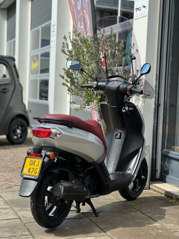 Peugeot Bromscooter Kisbee 4T - Silvergrey