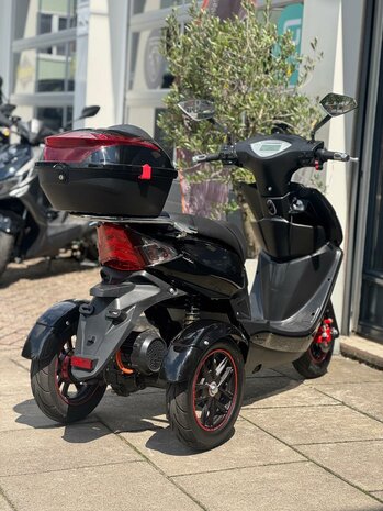IVA T3 2.0 Zwart Scootmobiel - Glossy Black