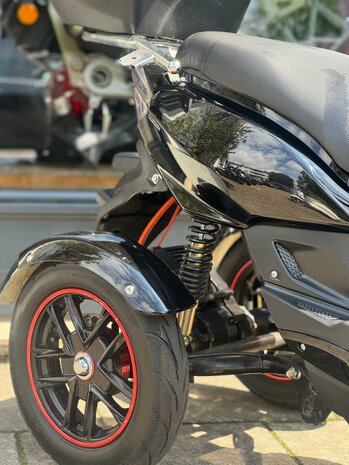 IVA T3 2.0 Zwart Scootmobiel - Glossy Black