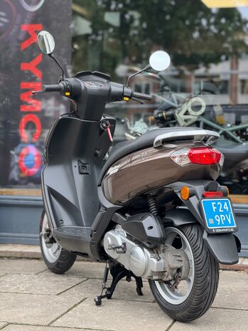 Peugeot Snorscooter Kisbee 4T - Rusty Brown