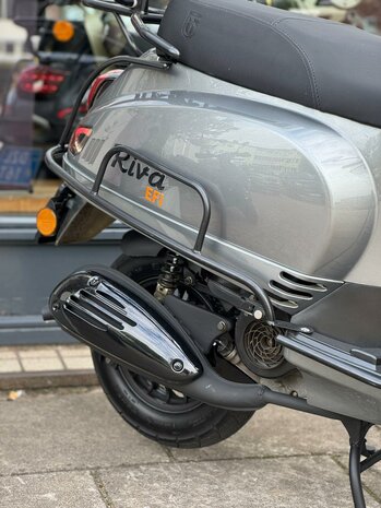 BTC Snorscooter Riva EFI - Glossy Grey
