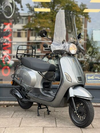 BTC Snorscooter Riva EFI - Glossy Grey