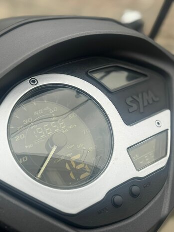 SYM Snorscooter Symphony ST - Matt Grey