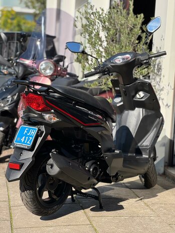 SYM Snorscooter Orbit llI - Glossy Black