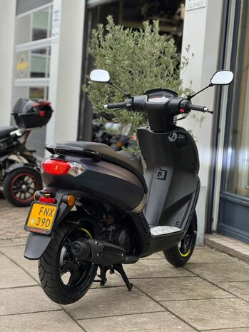 Peugeot Bromscooter Kisbee Full Injection - Special Cameleon 