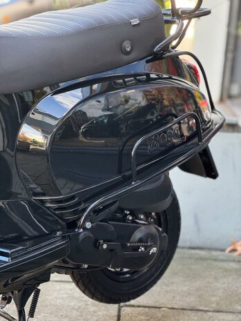 AGM Snorscooter VX50 Injectie - Glossy Black