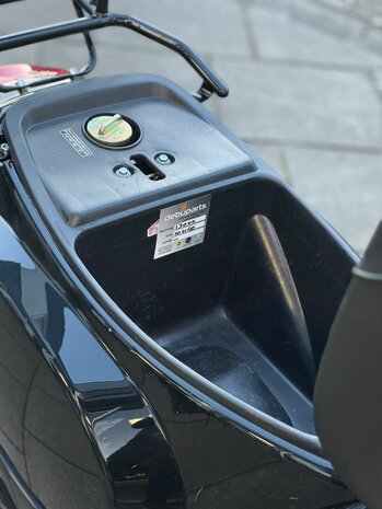 Marengo V-line Snorscooter - Glossy Black