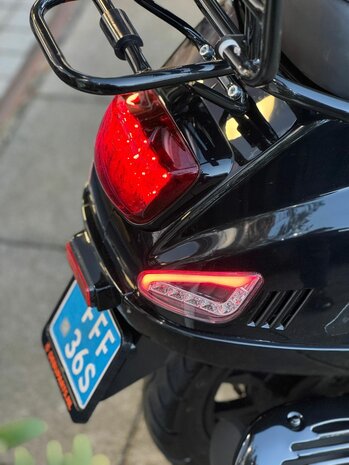 Marengo V-line Snorscooter - Glossy Black