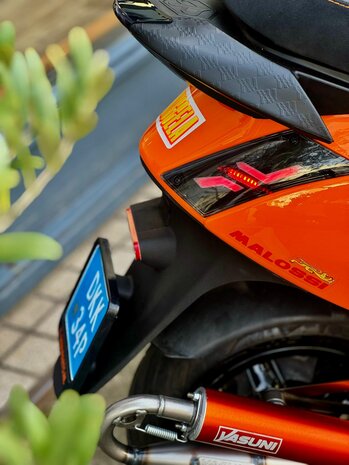 Piaggio Snorscooter Zip 4T - Malossi SP vs Yasuni 