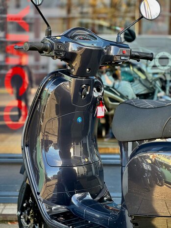 GTS Snorscooter Toscana Dynamic - Ravello Brown