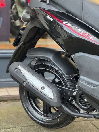 SYM Snorscooter Orbit II - Glossy Black 2019