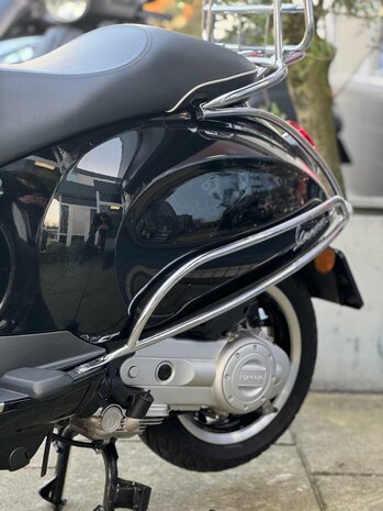 Vespa Bromscooter Sprint 50 - Glossy Lucido Full Option Mono Zadel 