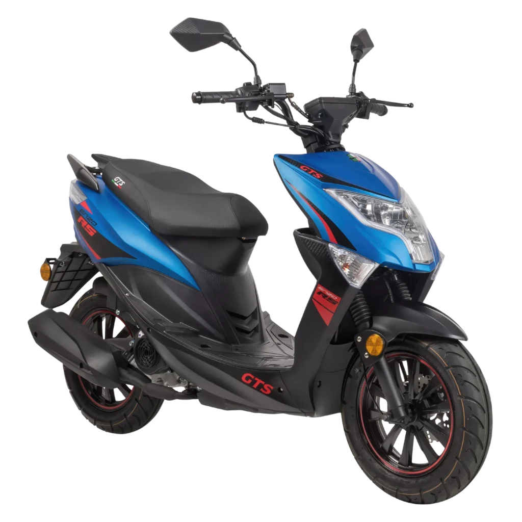 Blauw-zwarte sportieve scooter met rode accenten, driekwart zijaanzicht op witte achtergrond.