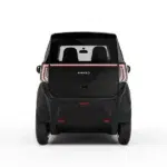 Achteraanzicht van een zwarte compacte elektrische microauto met doorlopende LED-achterlichten