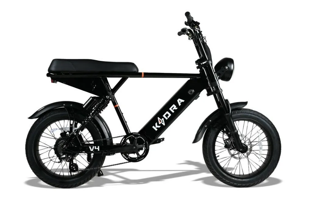 Kadra V4 920w Zwart 2025