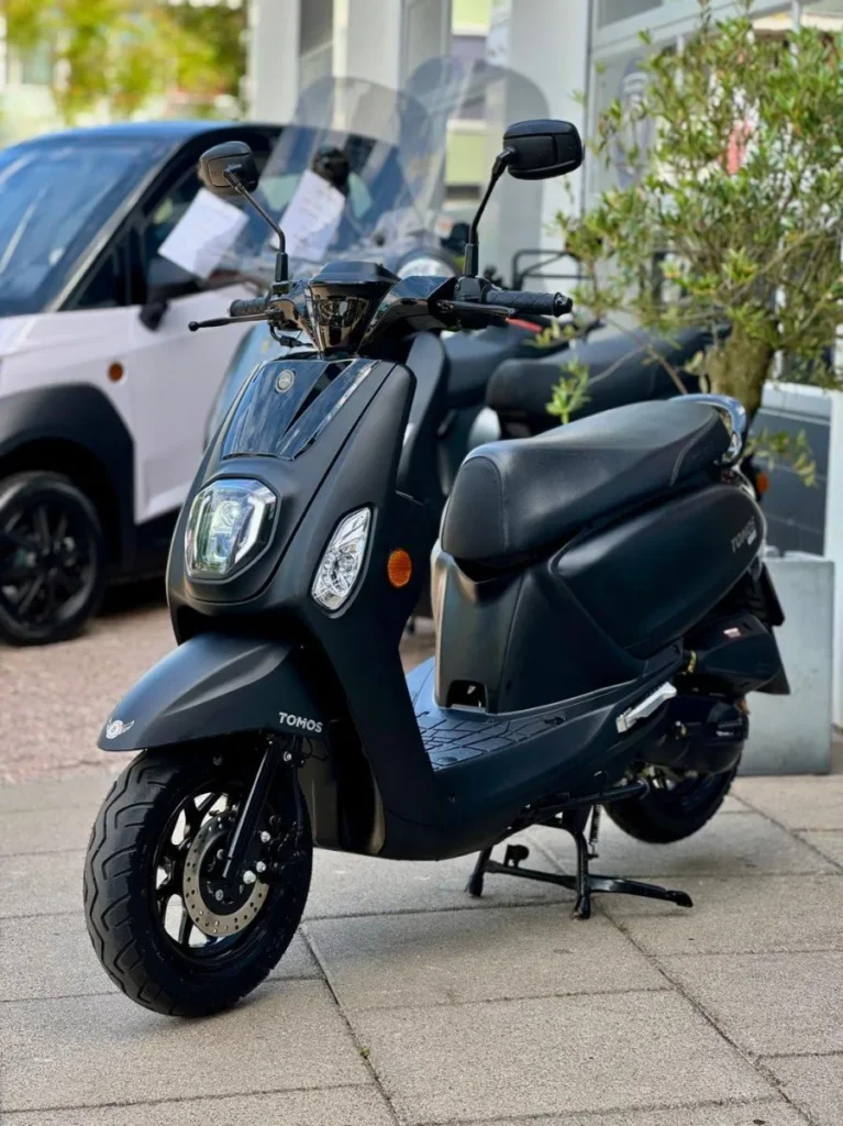 Tomos GS03 1-cilinder, 4-takt, luchtgekoeld, injectie zwart 2025